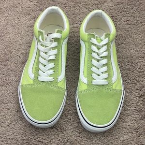 Sharp Green/ True White Old Skool Vans